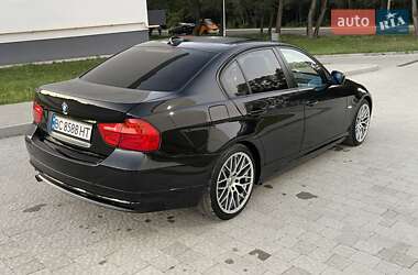 Седан BMW 3 Series 2010 в Новояворовске