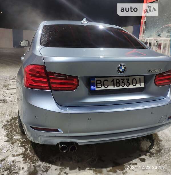 Седан BMW 3 Series 2012 в Кам'янець-Подільському