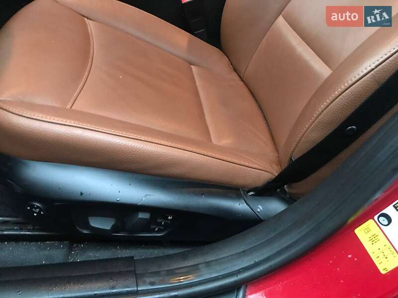 Седан BMW 3 Series 2011 в Тернополе