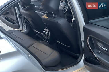 Седан BMW 3 Series 2016 в 