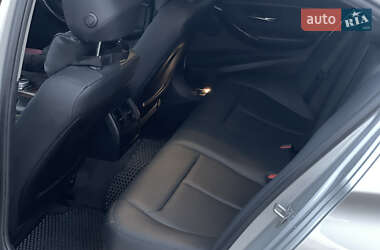 Седан BMW 3 Series 2016 в 