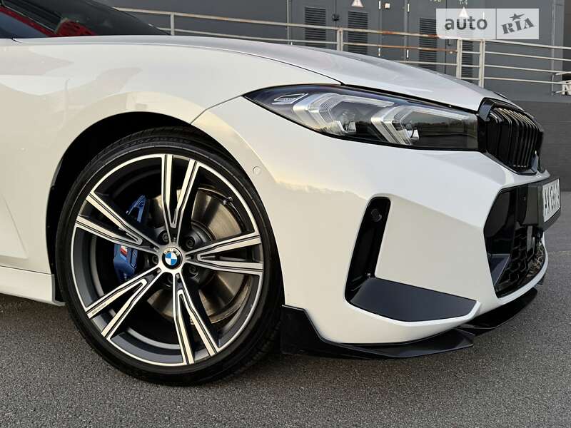 Седан BMW 3 Series 2022 в Киеве