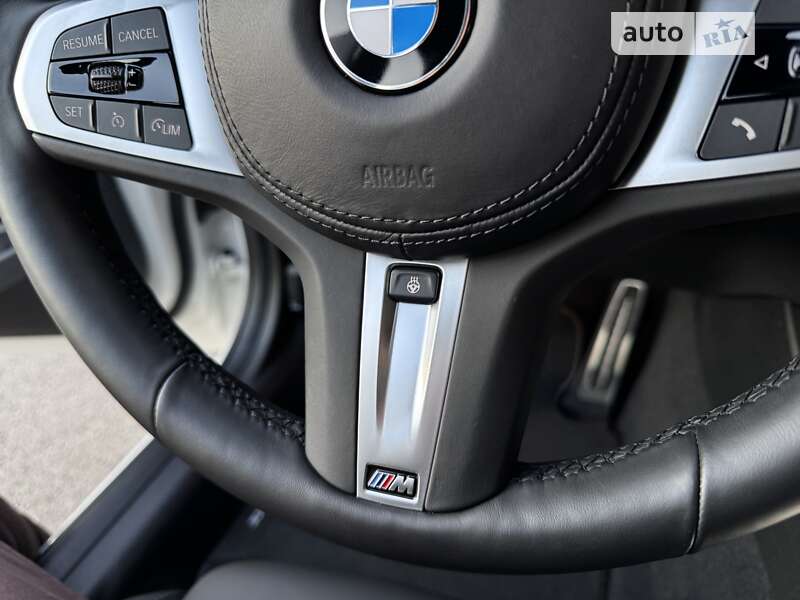 Седан BMW 3 Series 2022 в Киеве