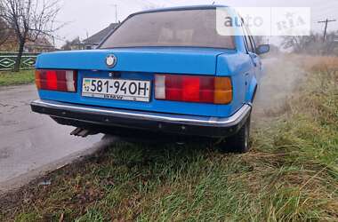 Седан BMW 3 Series 1985 в Ромнах
