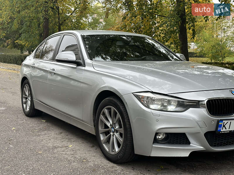 Седан BMW 3 Series 2017 в Белой Церкви