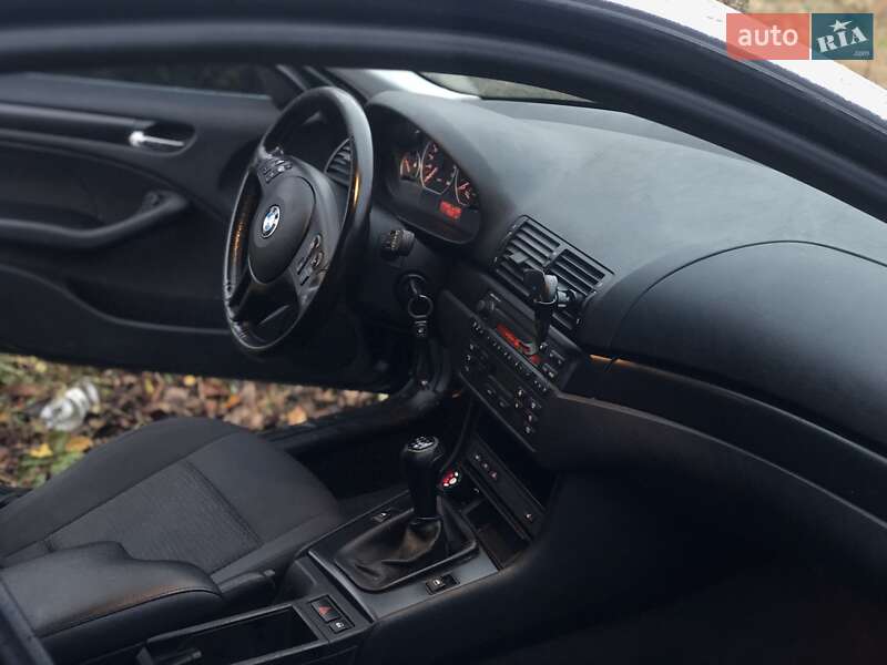 Седан BMW 3 Series 2004 в Гнивани