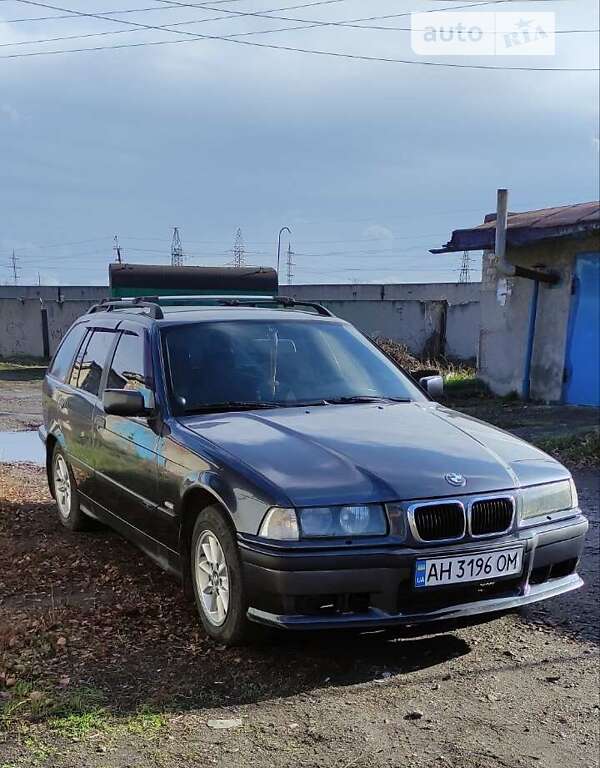 Универсал BMW 3 Series 1999 в Покровске