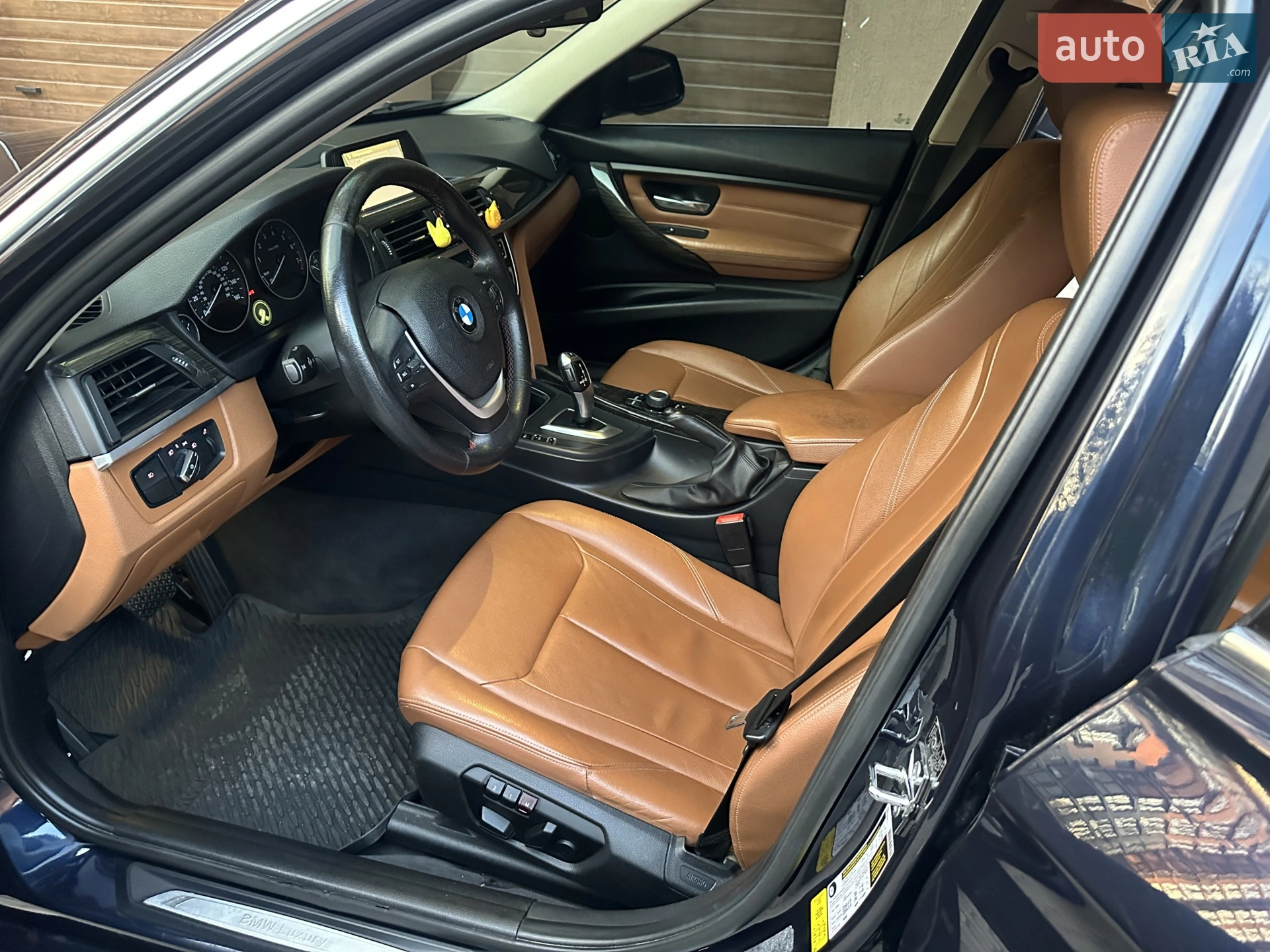2012 BMW 3er - мініатюра 12