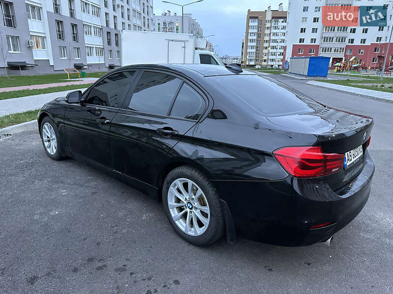 Седан BMW 3 Series 2015 в Виннице