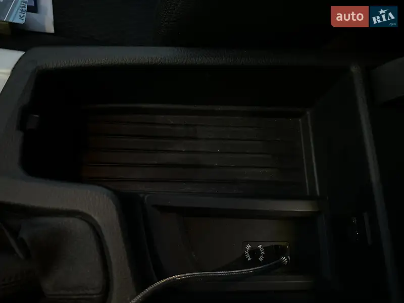 BMW 3 Series 2014 VIN WBA3K91040F936322 фото оголошення 29 з 83
