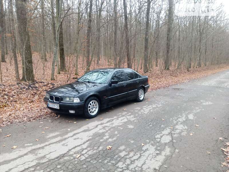 Седан BMW 3 Series 1995 в Каменец-Подольском