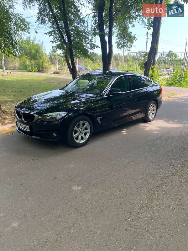 Седан BMW 3 Series 2014 в Кривому Розі