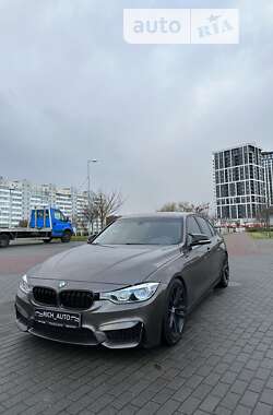 Седан BMW 3 Series 2013 в Львові