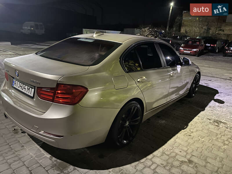 Седан BMW 3 Series 2014 в Баришівка