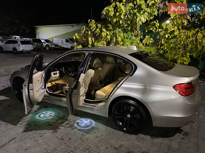 Седан BMW 3 Series 2014 в Баришівка