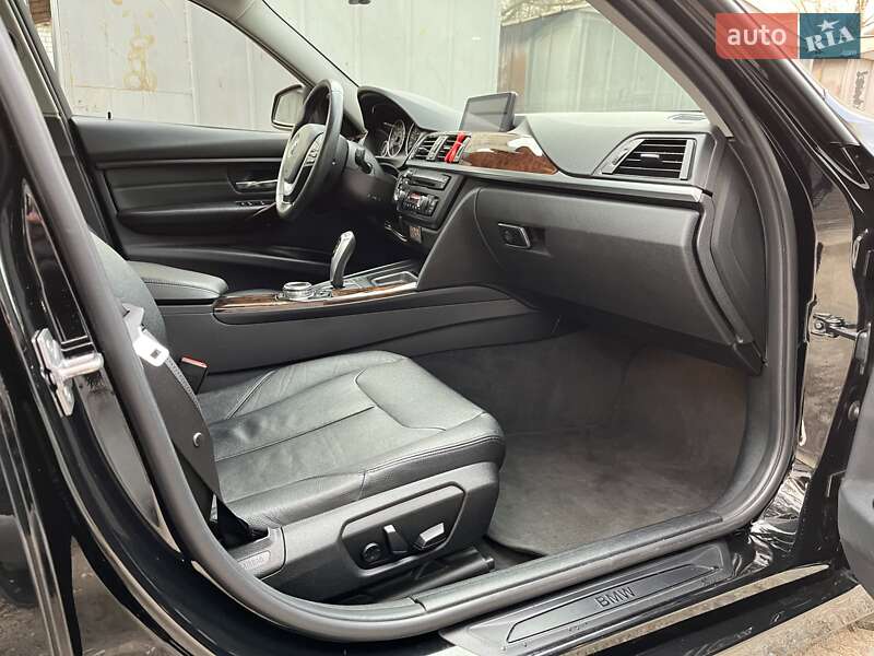 Седан BMW 3 Series 2014 в Харкові
