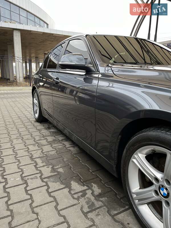 Седан BMW 3 Series 2013 в Одессе