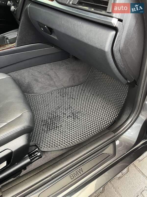 Седан BMW 3 Series 2013 в Одессе