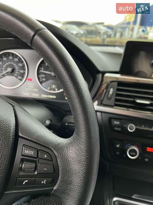 Седан BMW 3 Series 2013 в Одессе