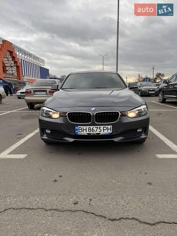 Седан BMW 3 Series 2013 в Одессе