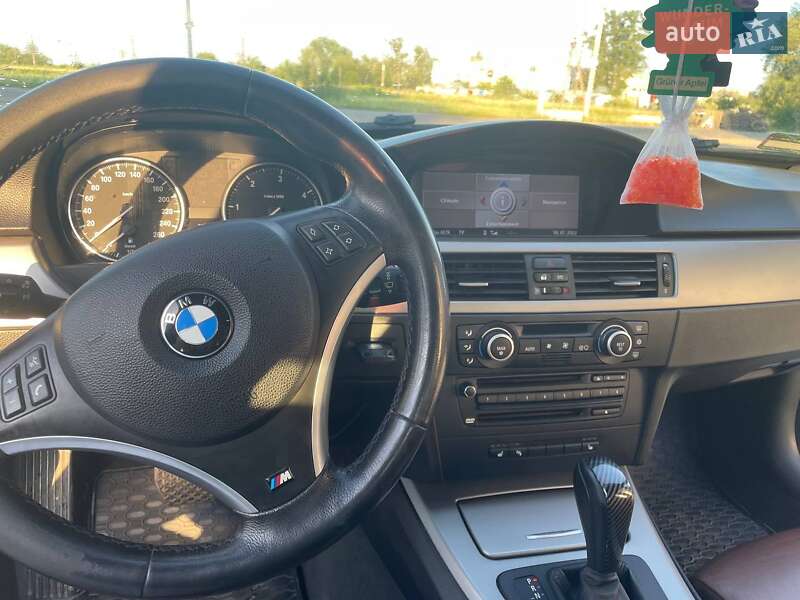 Седан BMW 3 Series 2008 в Самборе