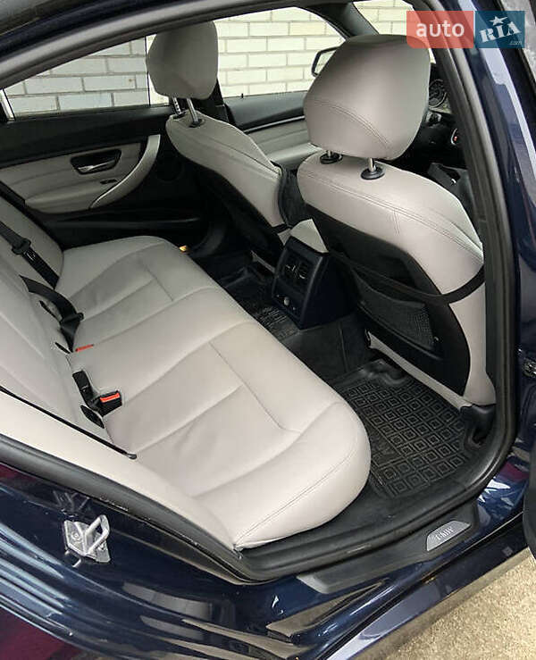 Седан BMW 3 Series 2013 в Львові фото 17 Седан BMW 3 Series 2013 в Львові