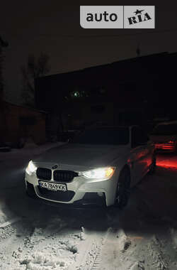 Седан BMW 3 Series 2014 в Києві