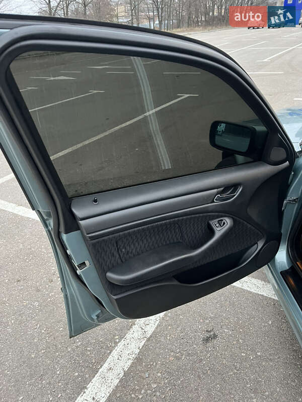 Седан BMW 3 Series 2001 в Кропивницком фото 21 Седан BMW 3 Series 2001 в Кропивницком