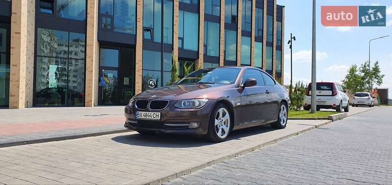 Купе BMW 3 Series 2011 в Хмельницком