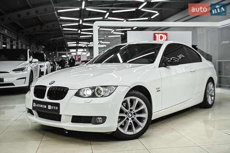 BMW 3 Series 2009