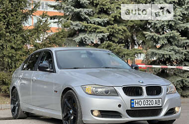Седан BMW 3 Series 2010 в Тернополе
