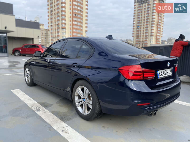 Седан BMW 3 Series 2015 в Киеве