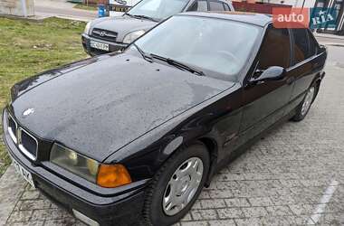 Седан BMW 3 Series 1996 в Львове