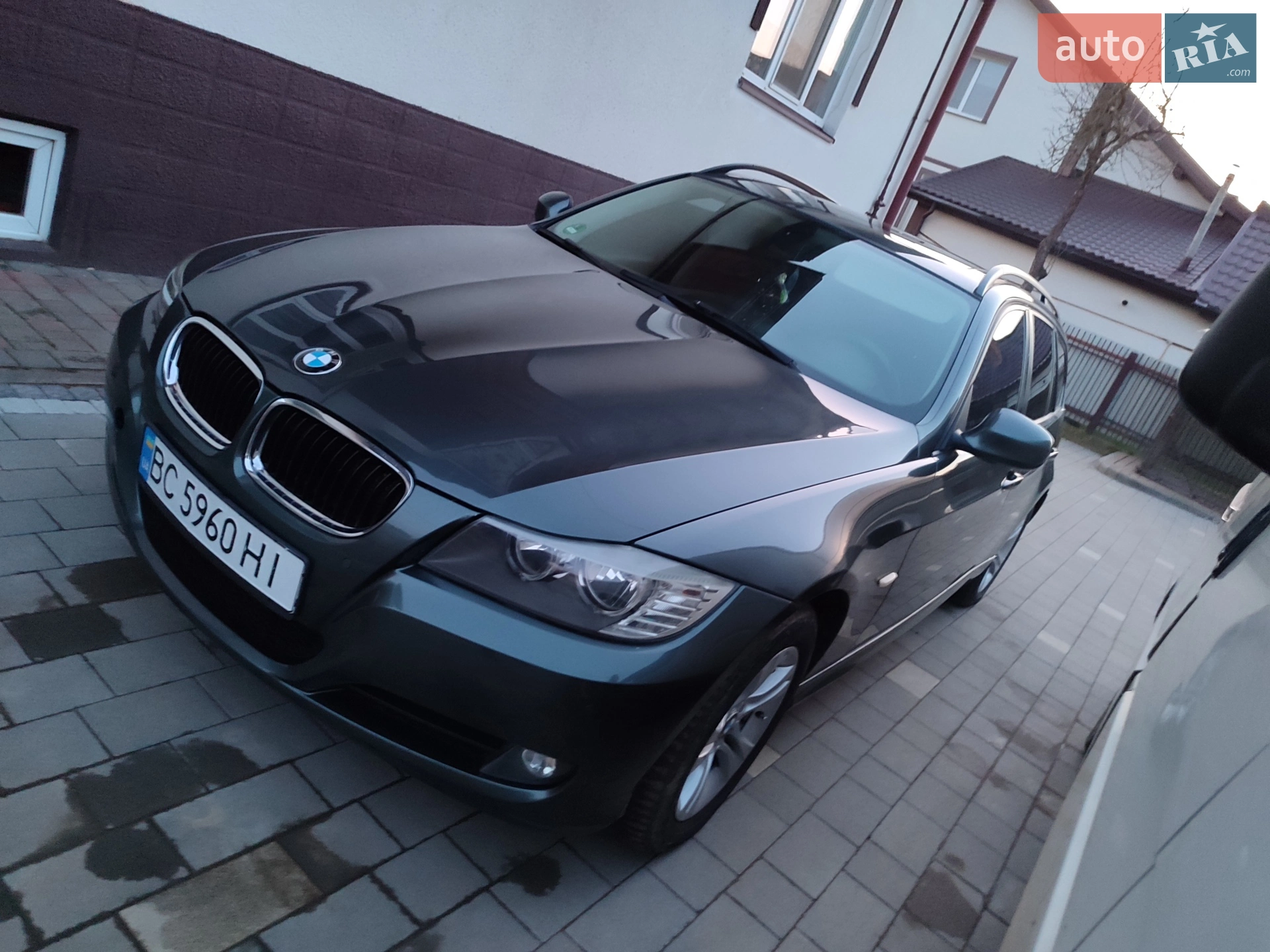 2010 BMW 3er - мініатюра 2