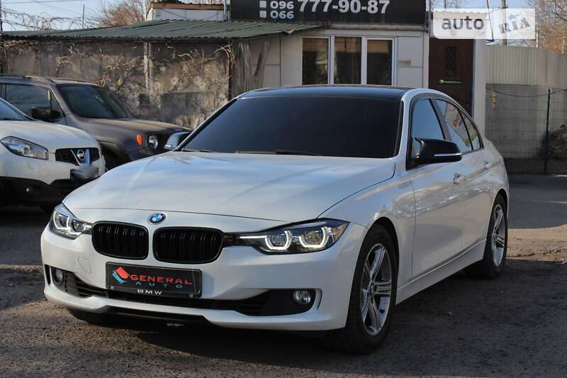 Седан BMW 3 Series 2014 в Одессе