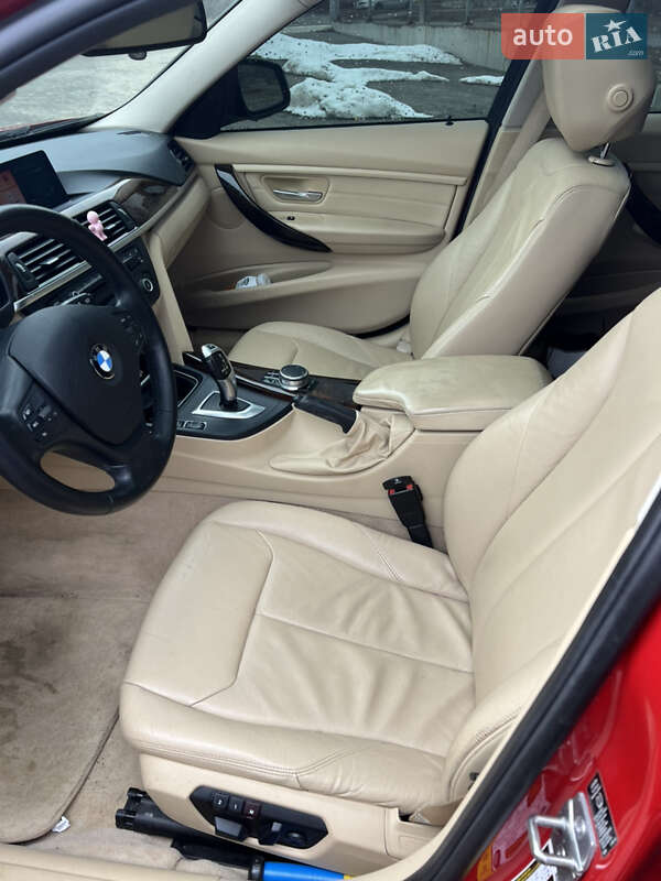 Седан BMW 3 Series 2012 в Сумах