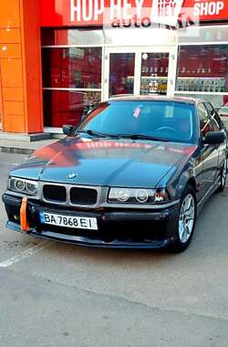 Купе BMW 3 Series 1992 в Новоукраинке