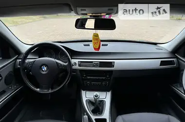 BMW 3 Series 2005