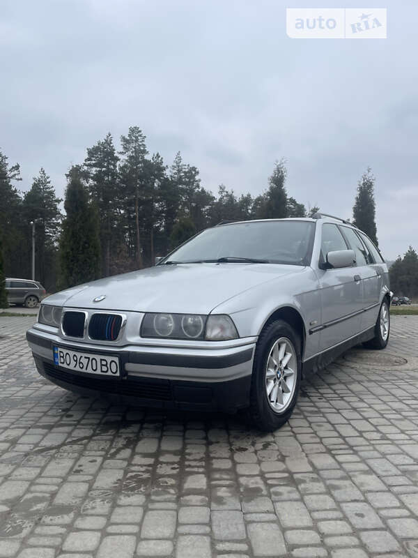 Универсал BMW 3 Series 1998 в Бучаче