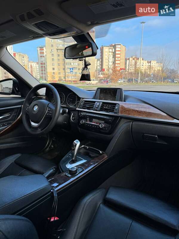 Седан BMW 3 Series 2015 в Ивано-Франковске