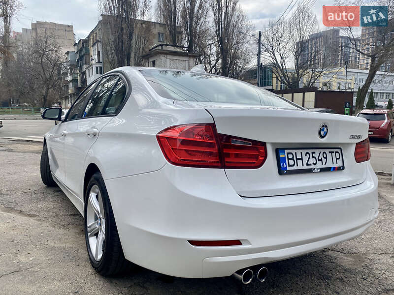 Седан BMW 3 Series 2012 в Одесі