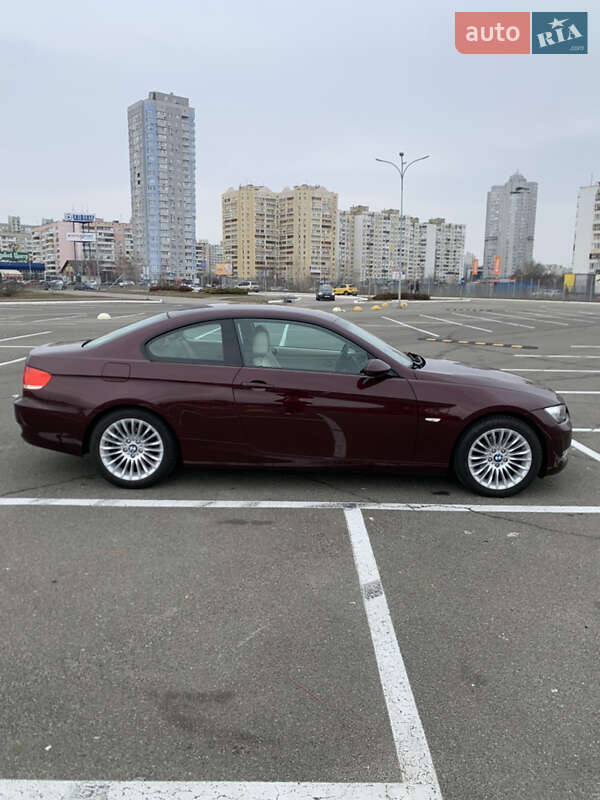 Купе BMW 3 Series 2008 в Києві