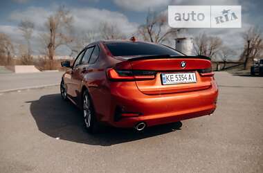 Седан BMW 3 Series 2019 в Кривом Роге