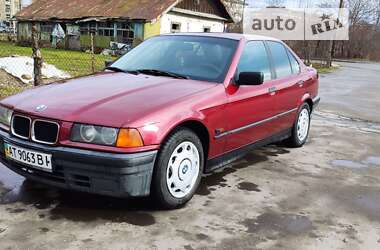 Седан BMW 3 Series 1995 в Калуші