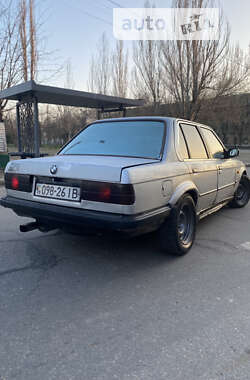 Седан BMW 3 Series 1985 в Херсоне