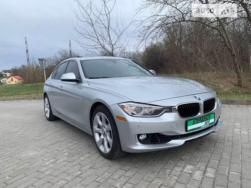 Седан BMW 3 Series 2013 в Львове