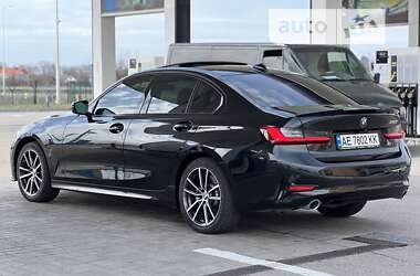 Седан BMW 3 Series 2019 в Дніпрі