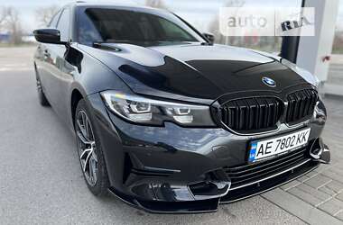 Седан BMW 3 Series 2019 в Дніпрі