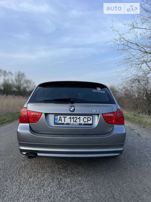 Универсал BMW 3 Series 2010 в Ивано-Франковске