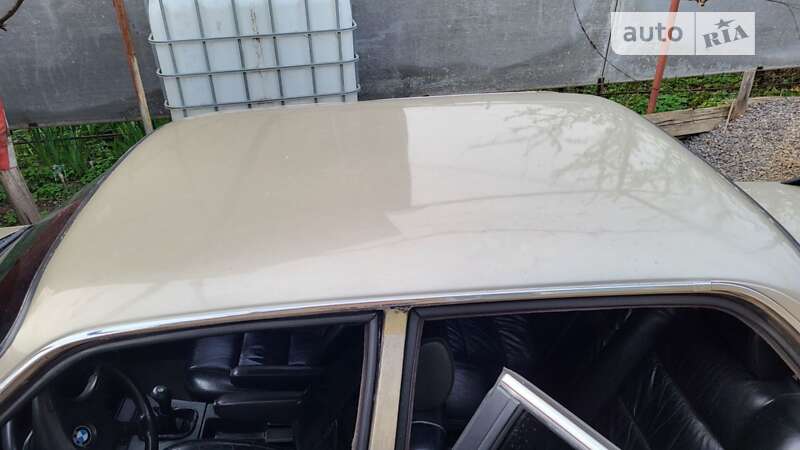 Седан BMW 3 Series 1986 в Ужгороде